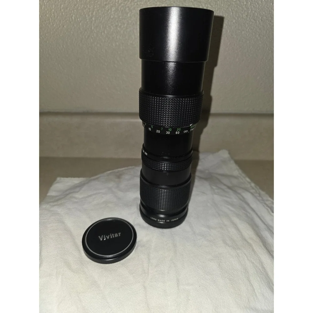 Vivitar 85-205mm f3.8 Auto Zoom Lens 58mm Hoya UV Filter Made in Japan Vintage